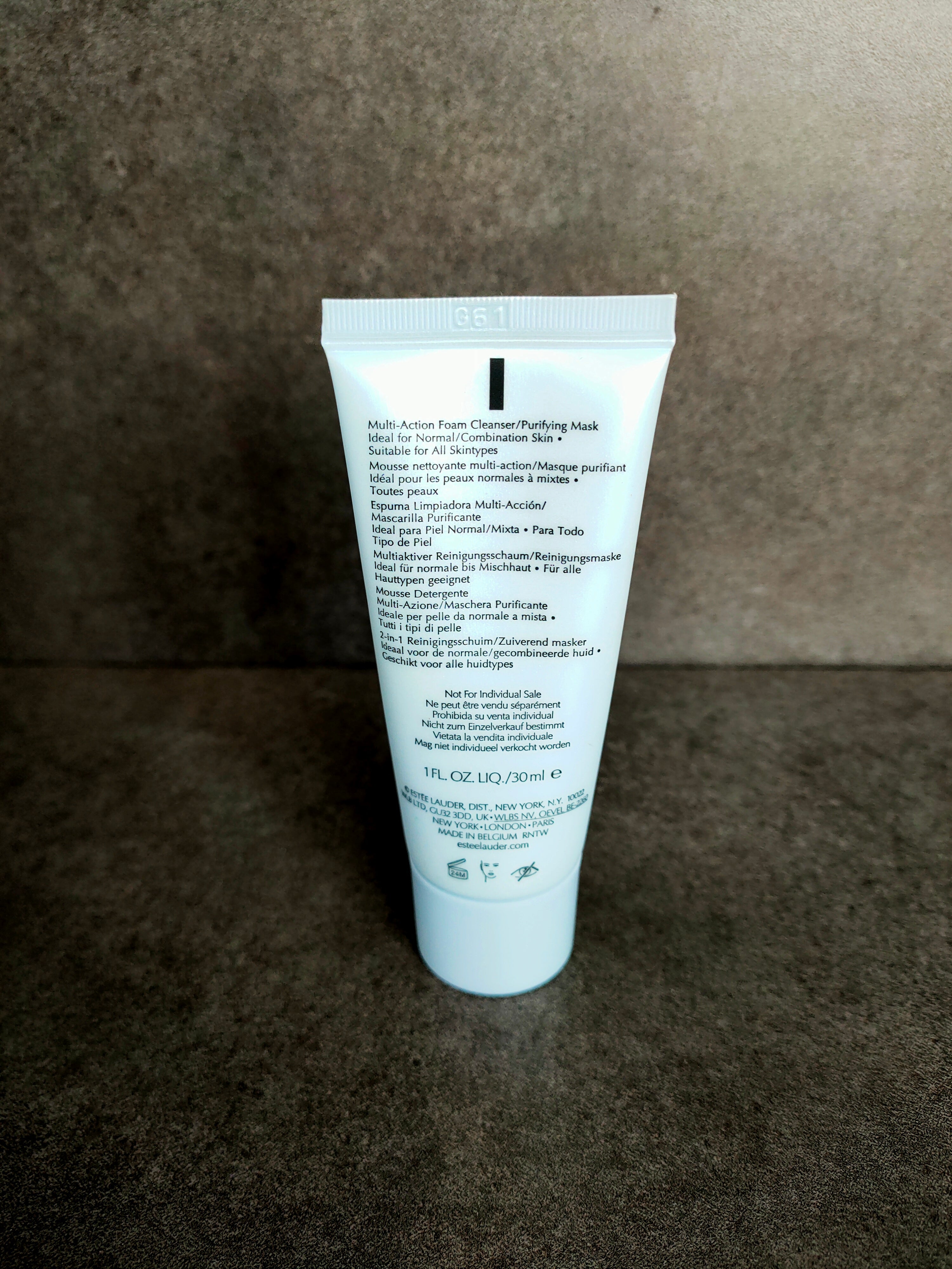 Estée Lauder perfectly clean