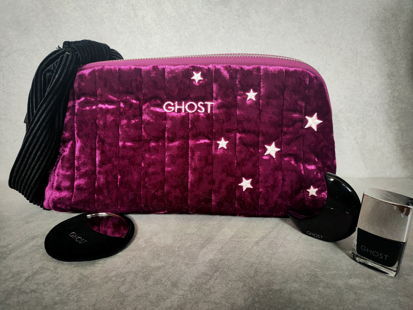Ghost gift set