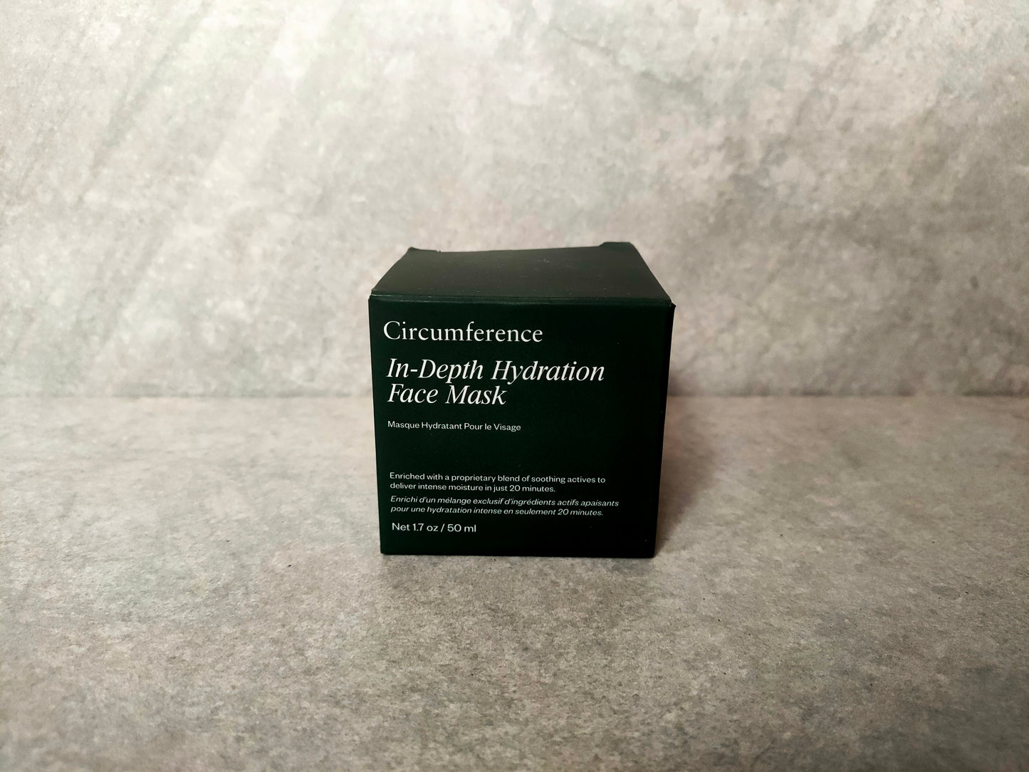 Circumference - in-depth hydration face mask