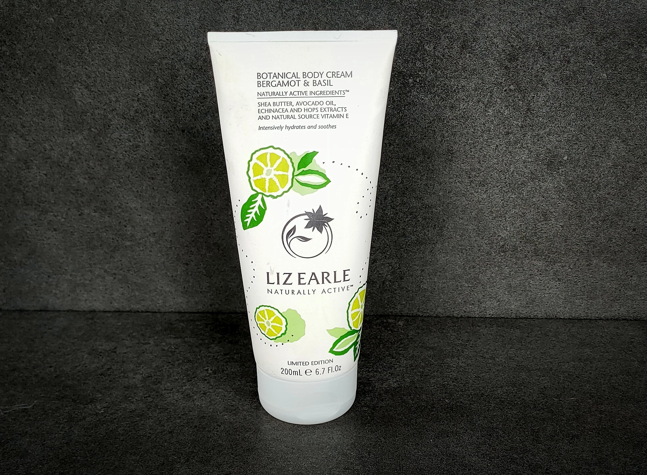 Liz Earle naturally active