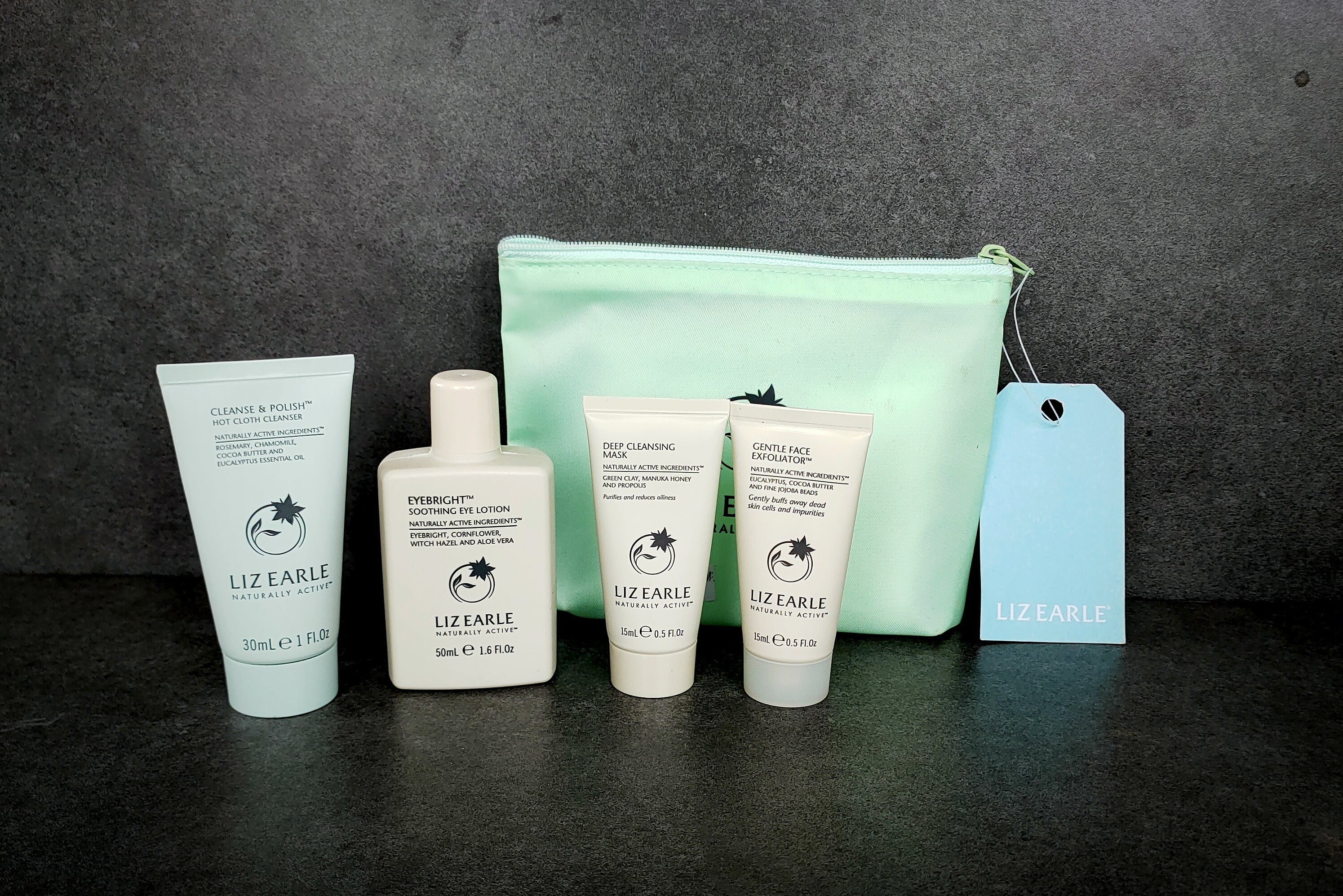 Liz Earle set mini