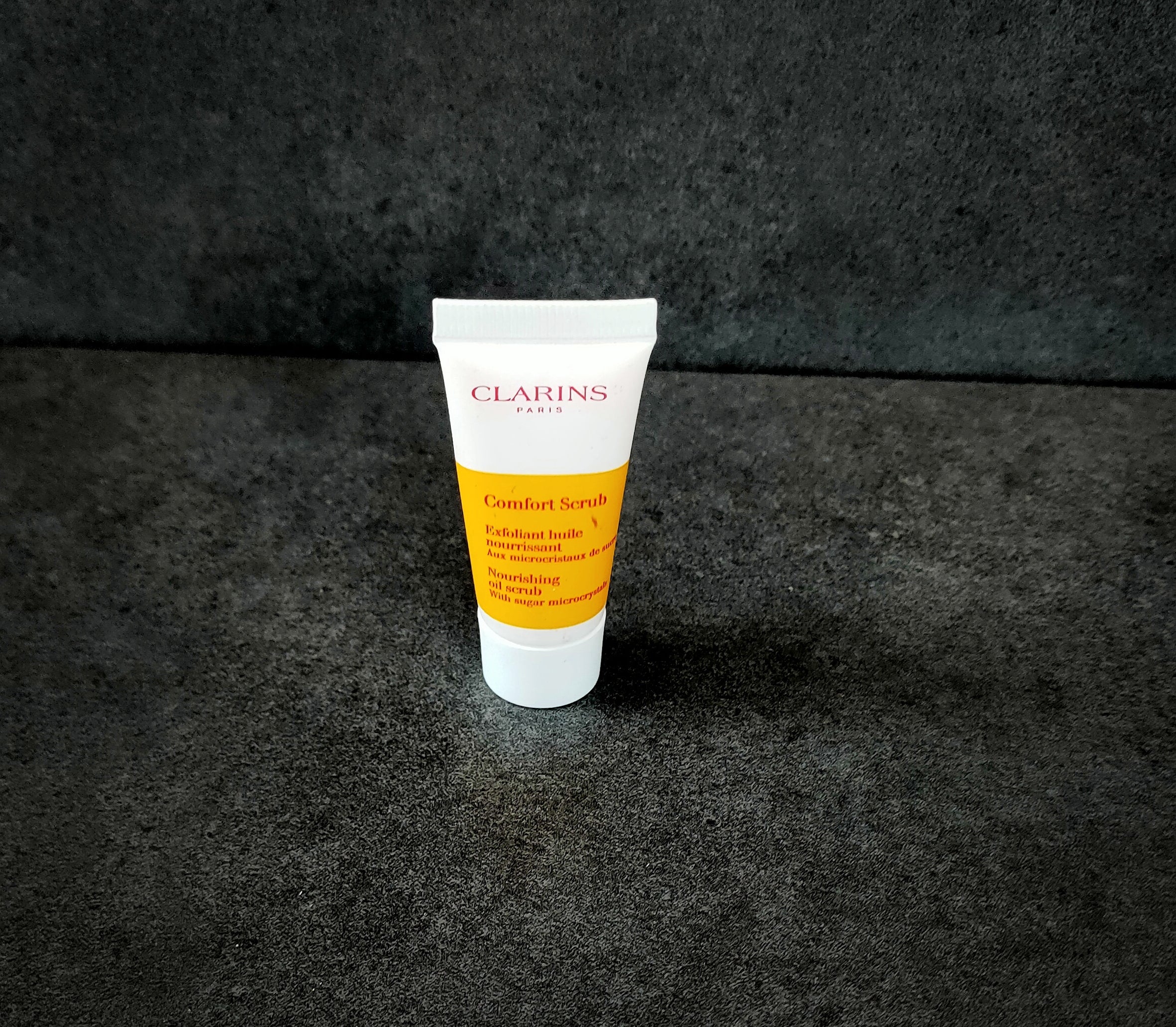 Clarins comfort scrub