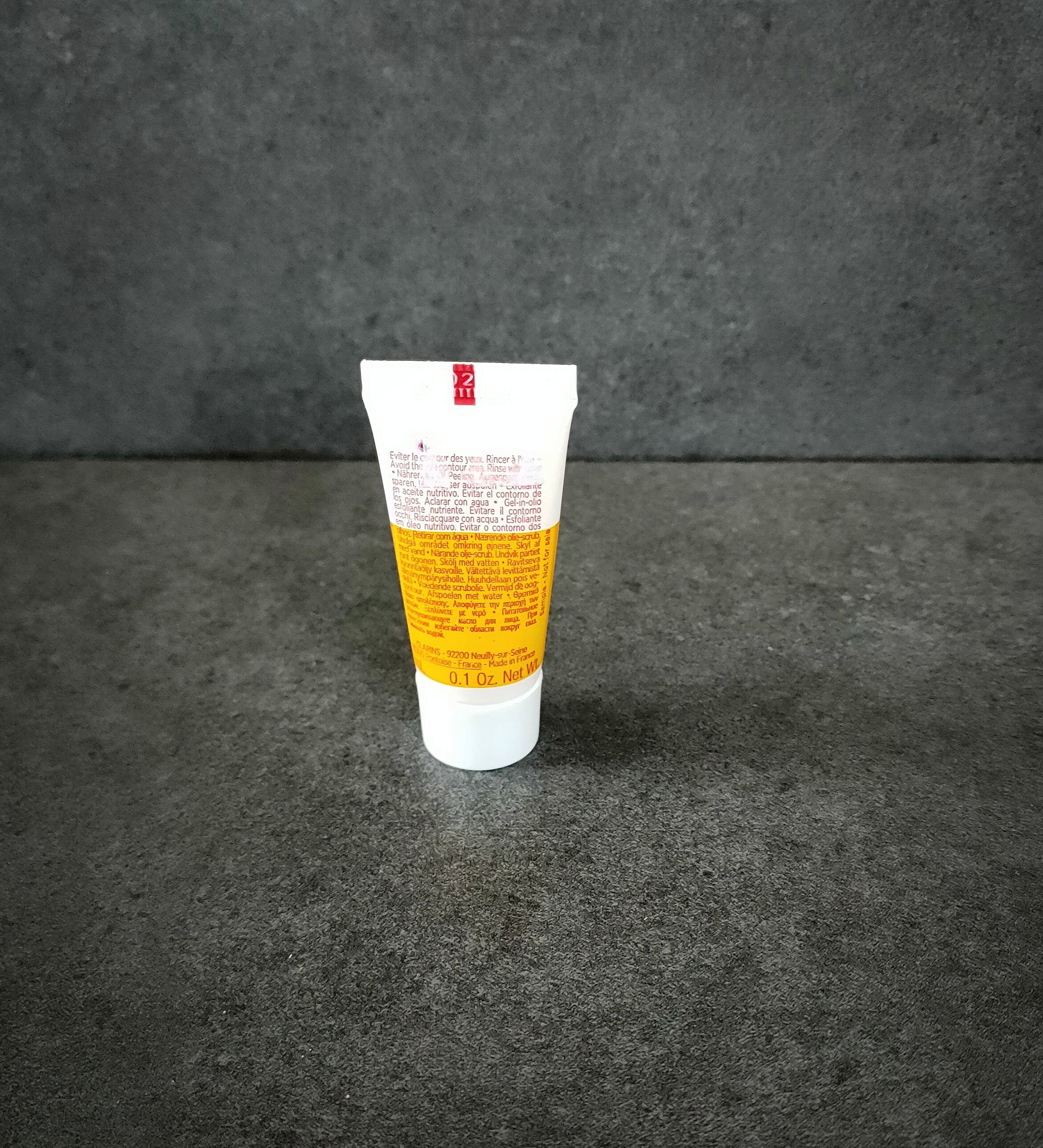 Clarins comfort scrub