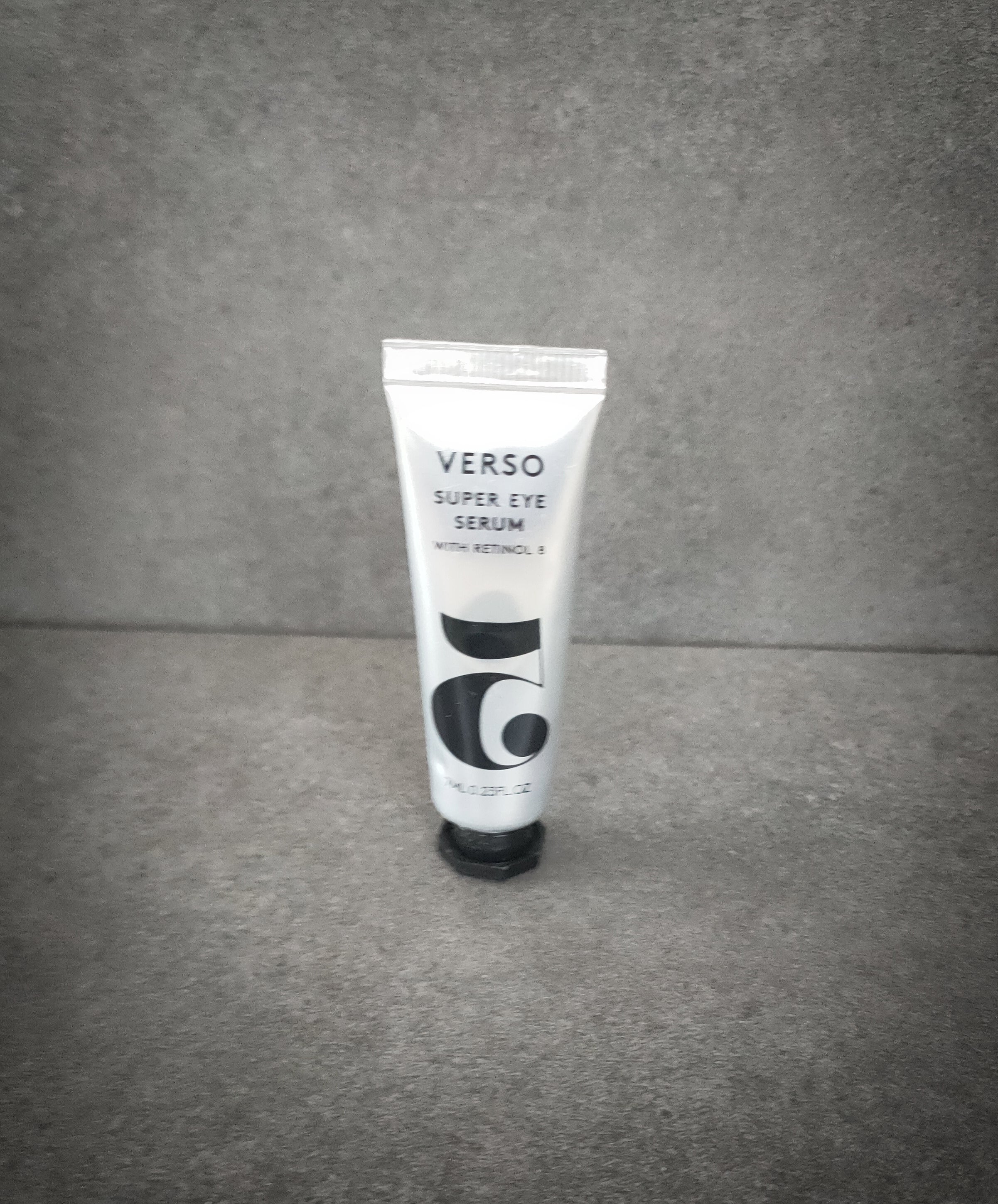 Verso super eye serum