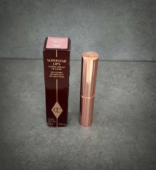 Charlotte Tilbury superstar lips