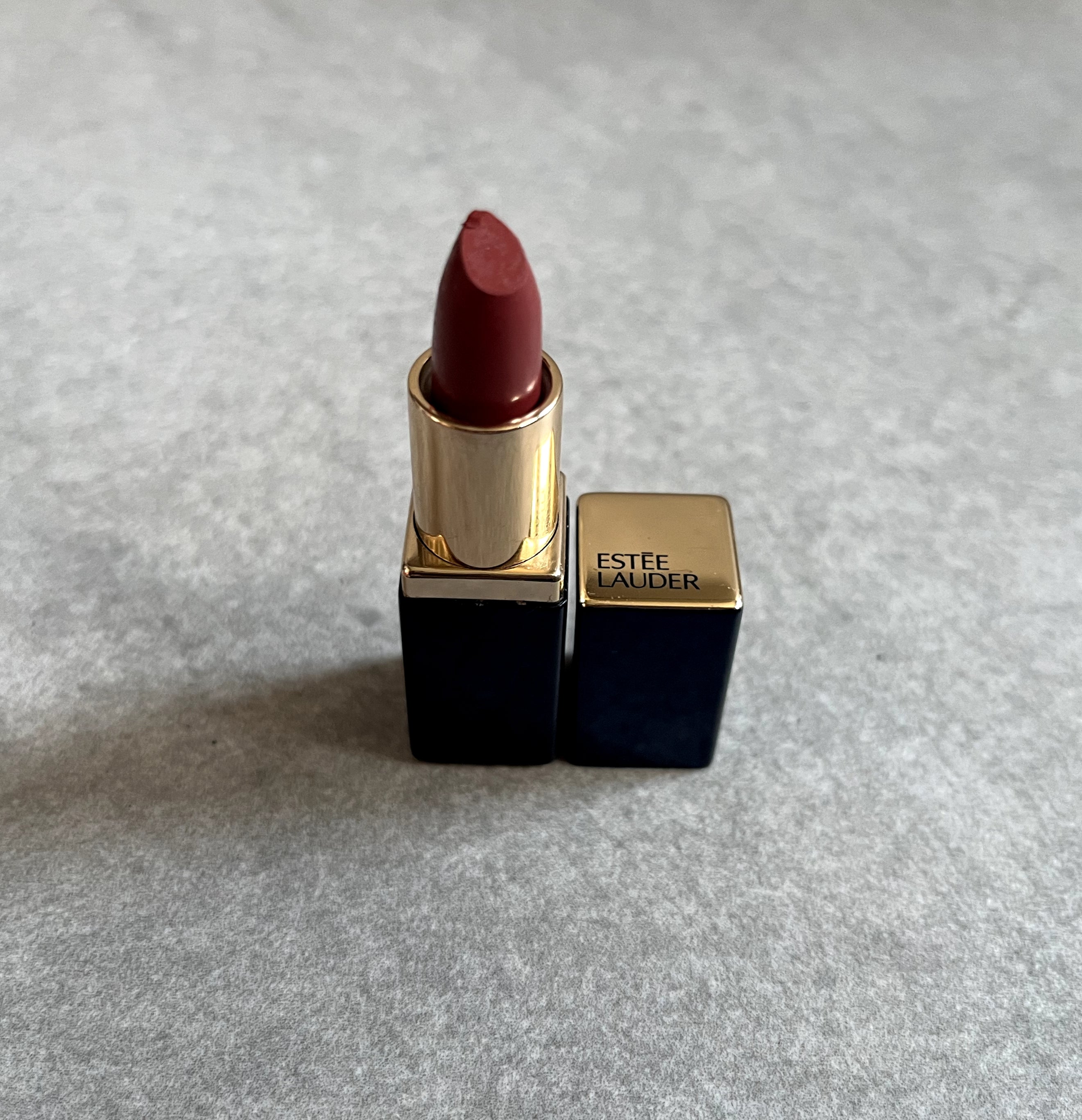 Estée Lauder Lip stick