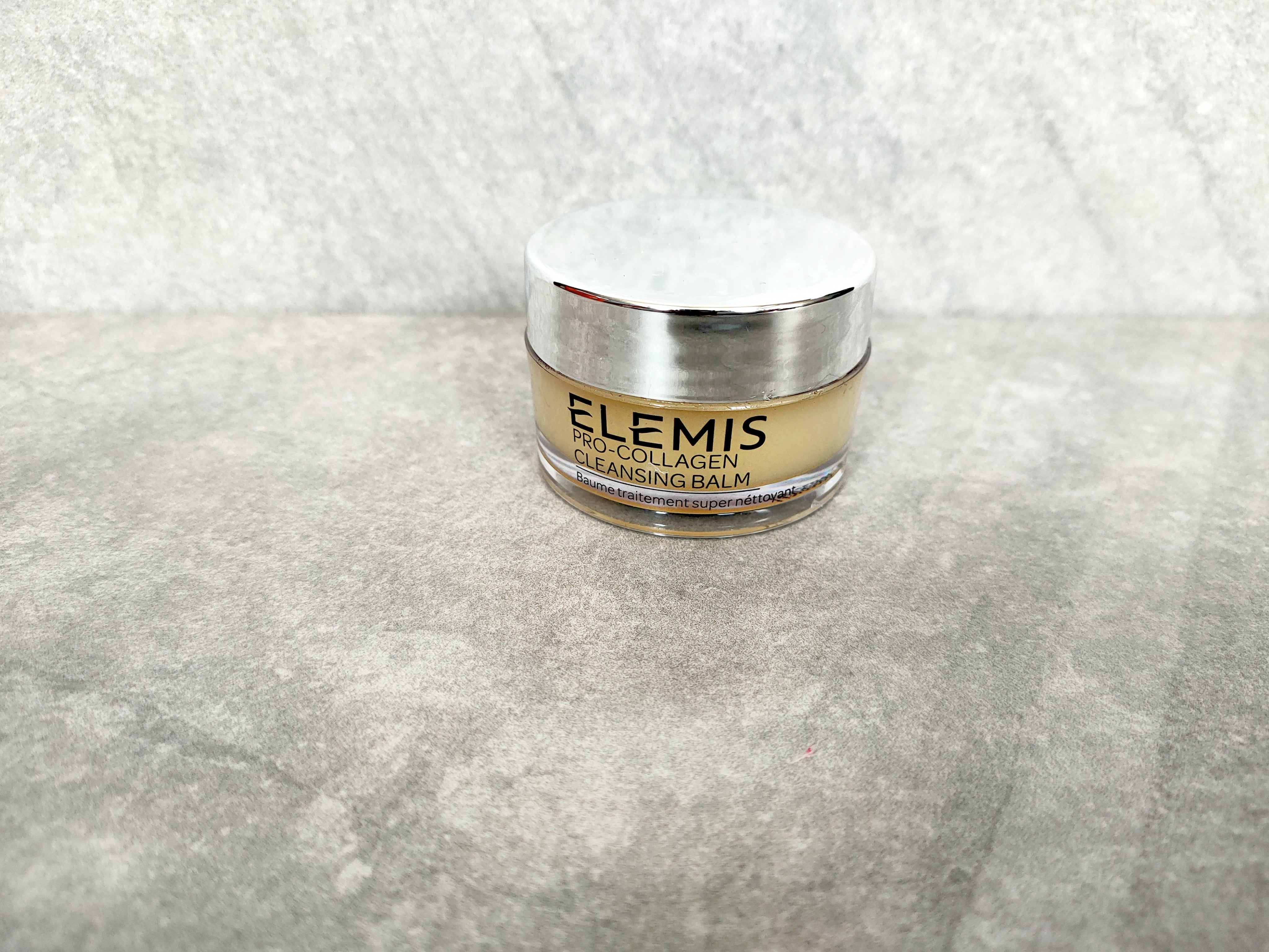 Elemis gift set (Lily & Lional)