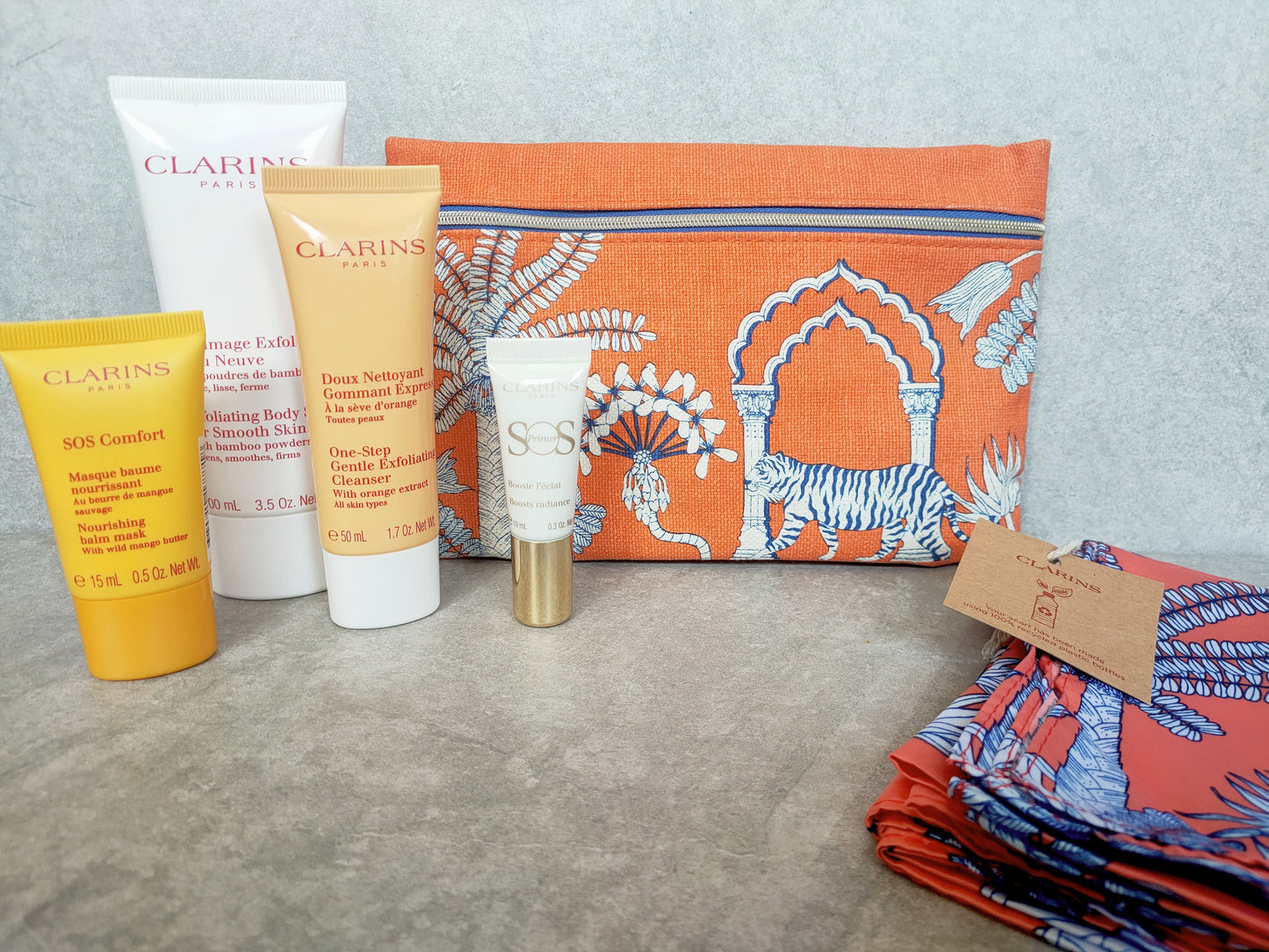 Clarins gift set (orange)