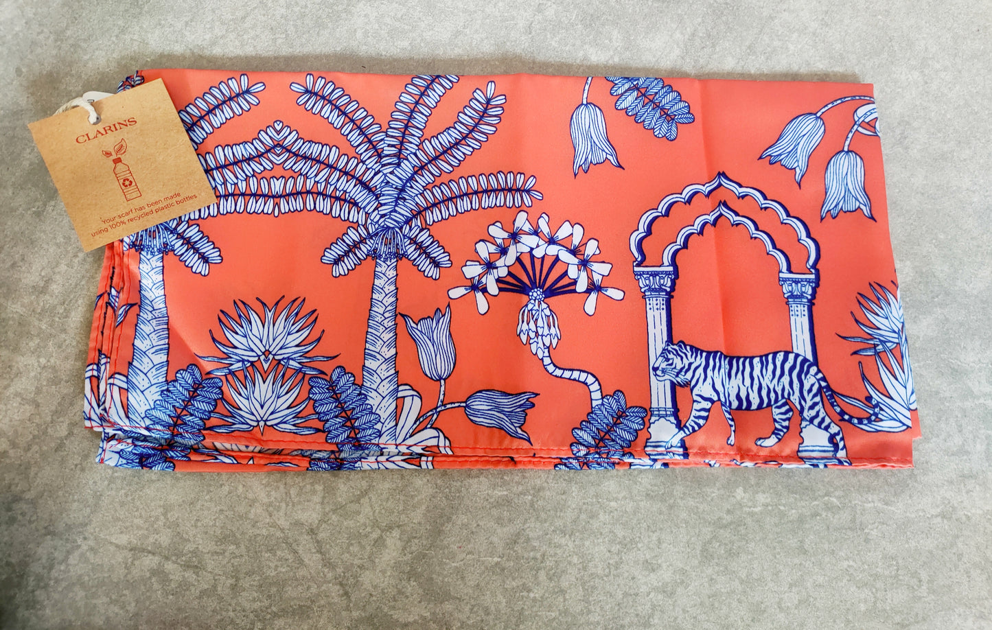 Clarins gift set (orange)