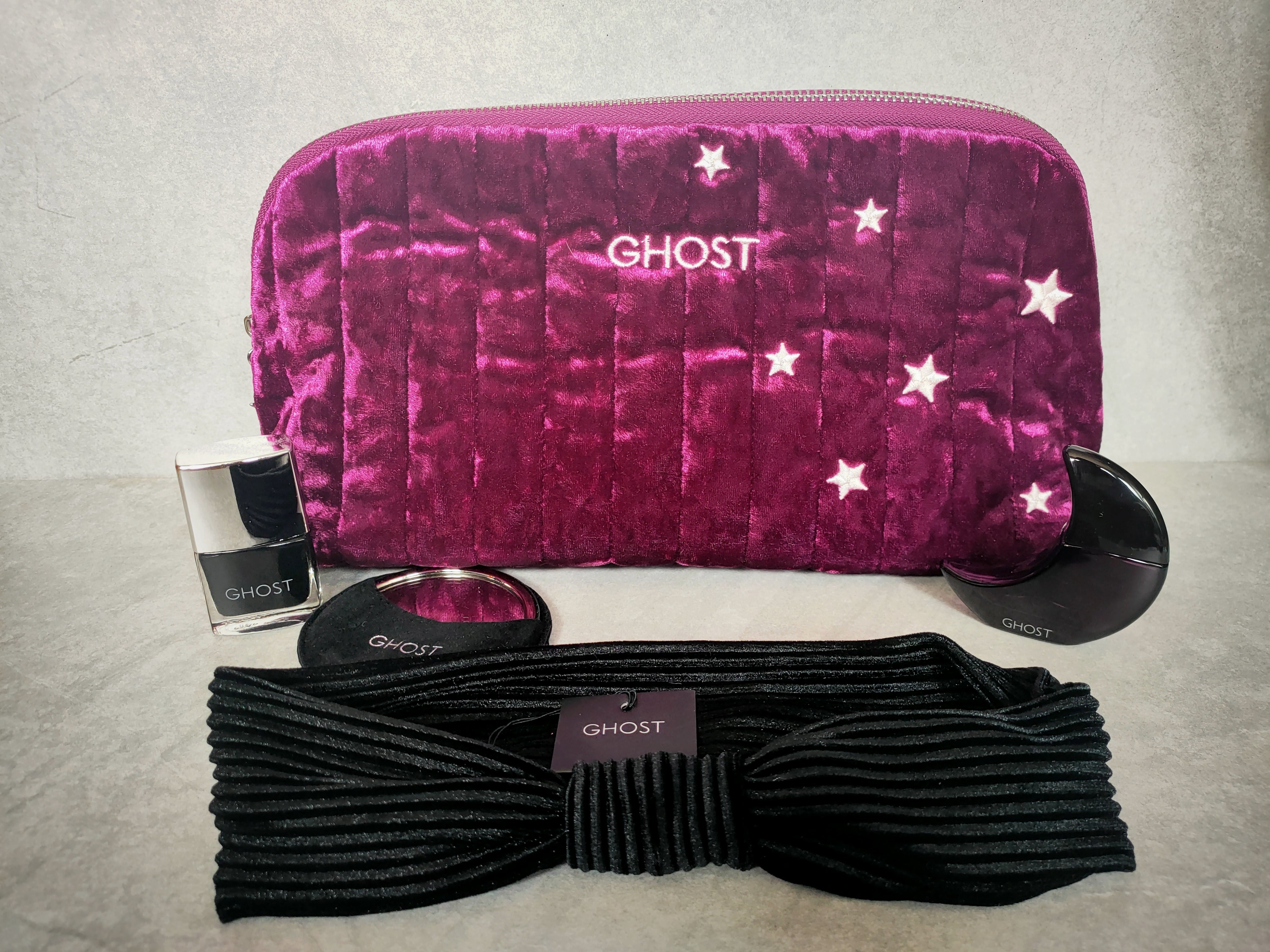 Ghost gift set