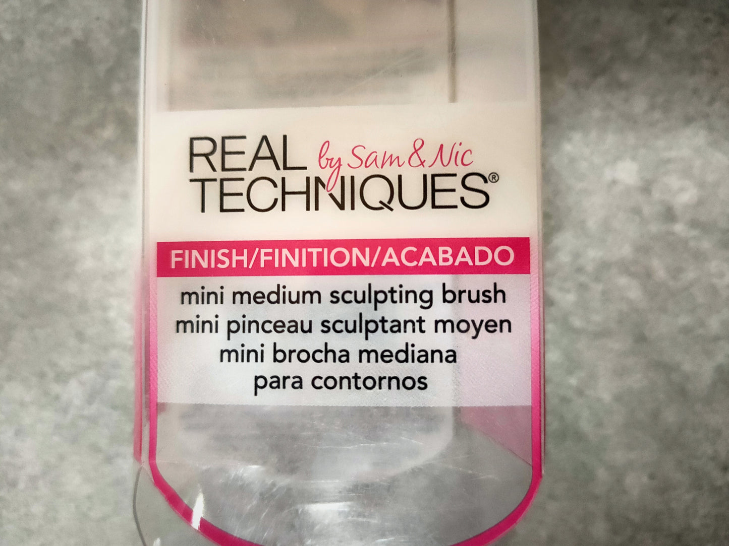 Real techniques mini sculpting brush