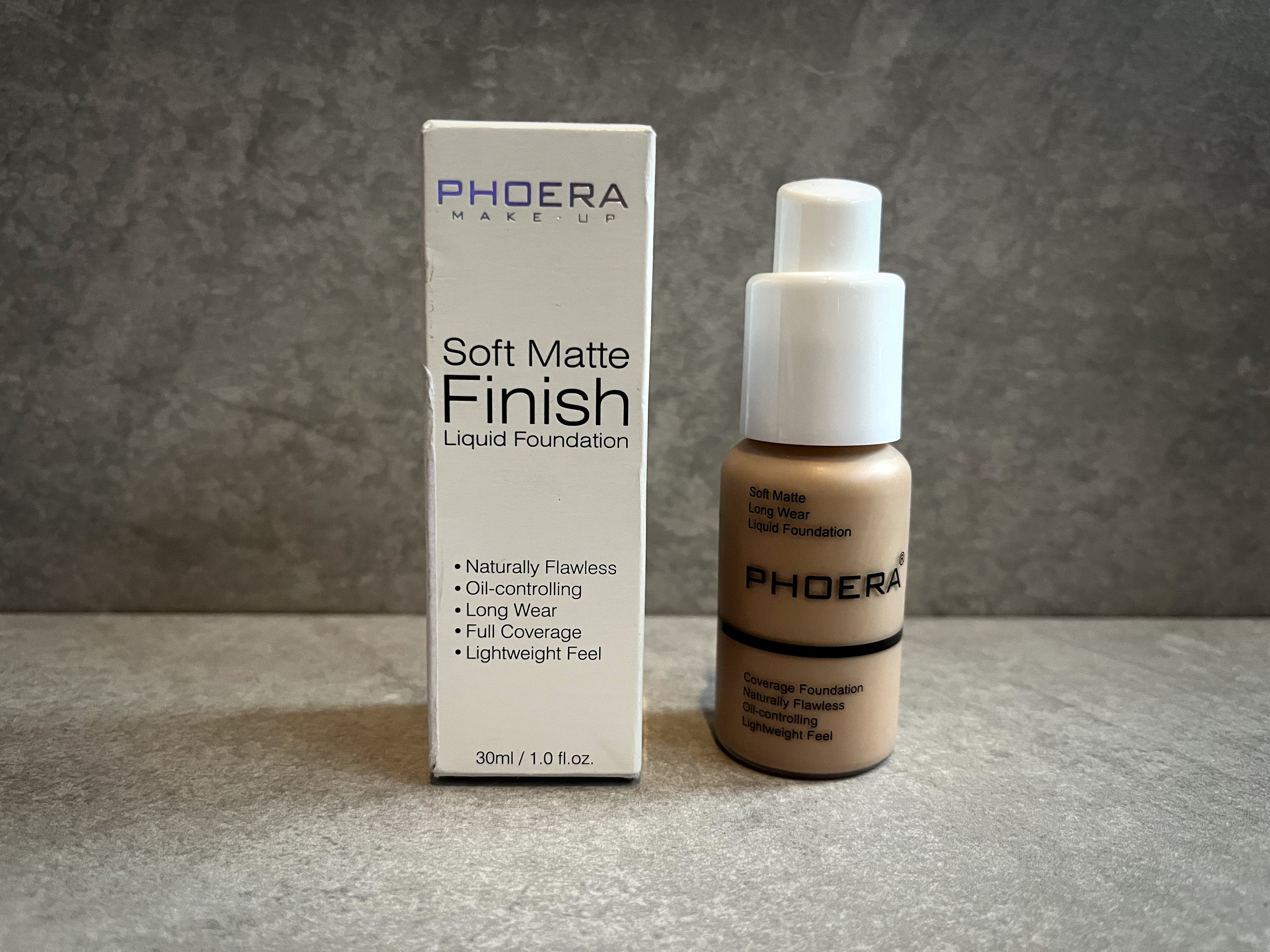 Phoera liquid foundation